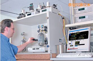 ̩����(d��ng)�B(t��i)���������|(zh��)������ϵ�y(t��ng)