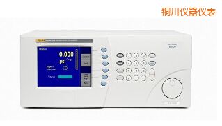 �~���߼��͚��w����������У����